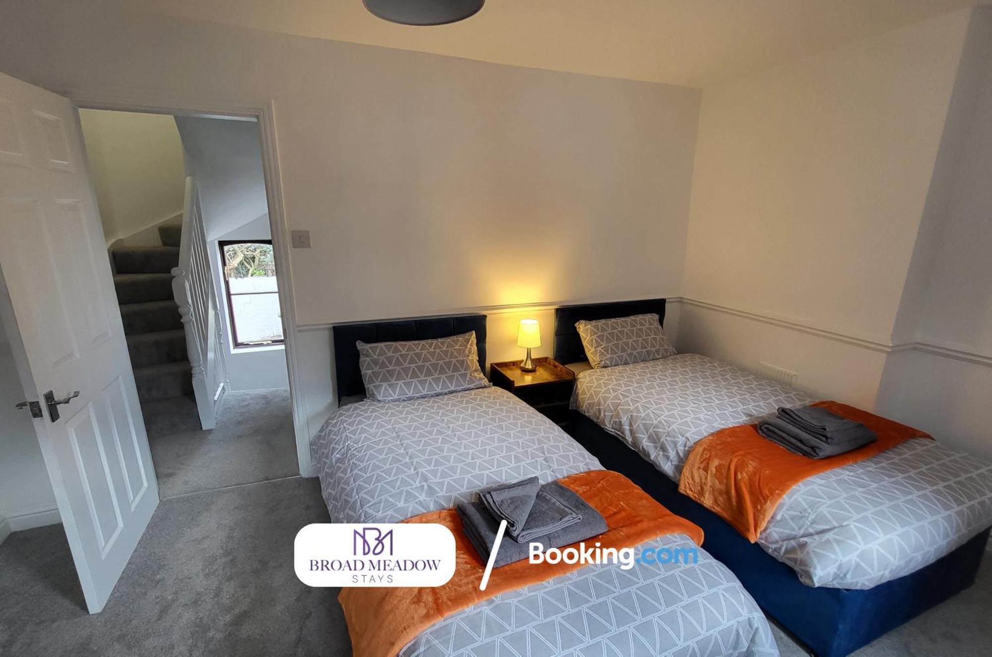 Last-Minute Offers L 3-Bed House By Broad Meadow Stays L Short Lets L Family, Business, Students L Lincoln L Parking 外观 照片
