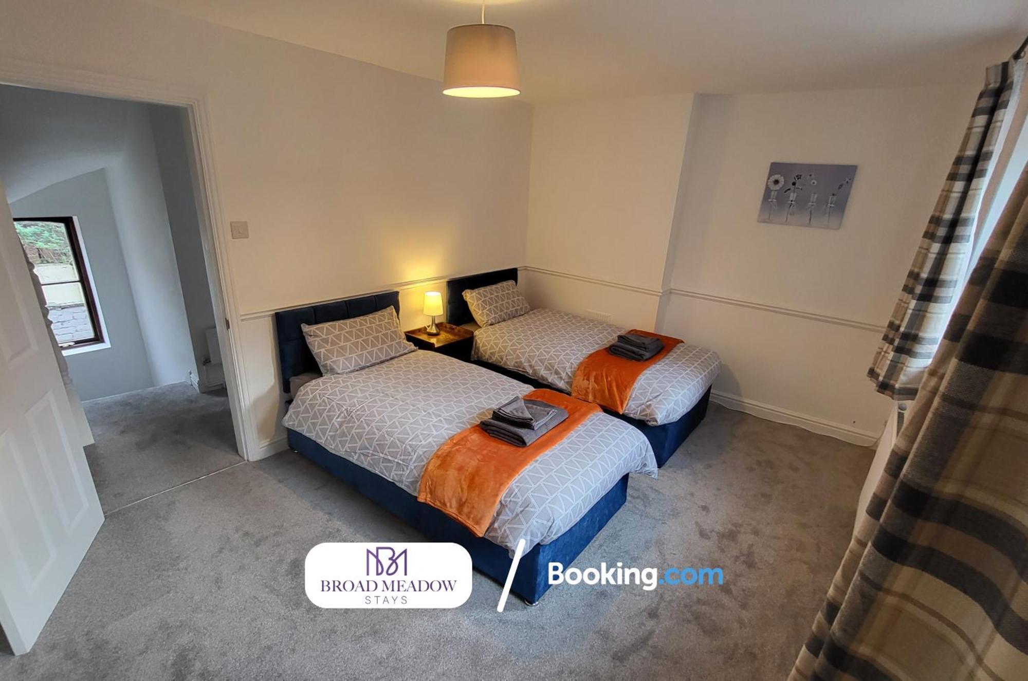 Last-Minute Offers L 3-Bed House By Broad Meadow Stays L Short Lets L Family, Business, Students L Lincoln L Parking 外观 照片